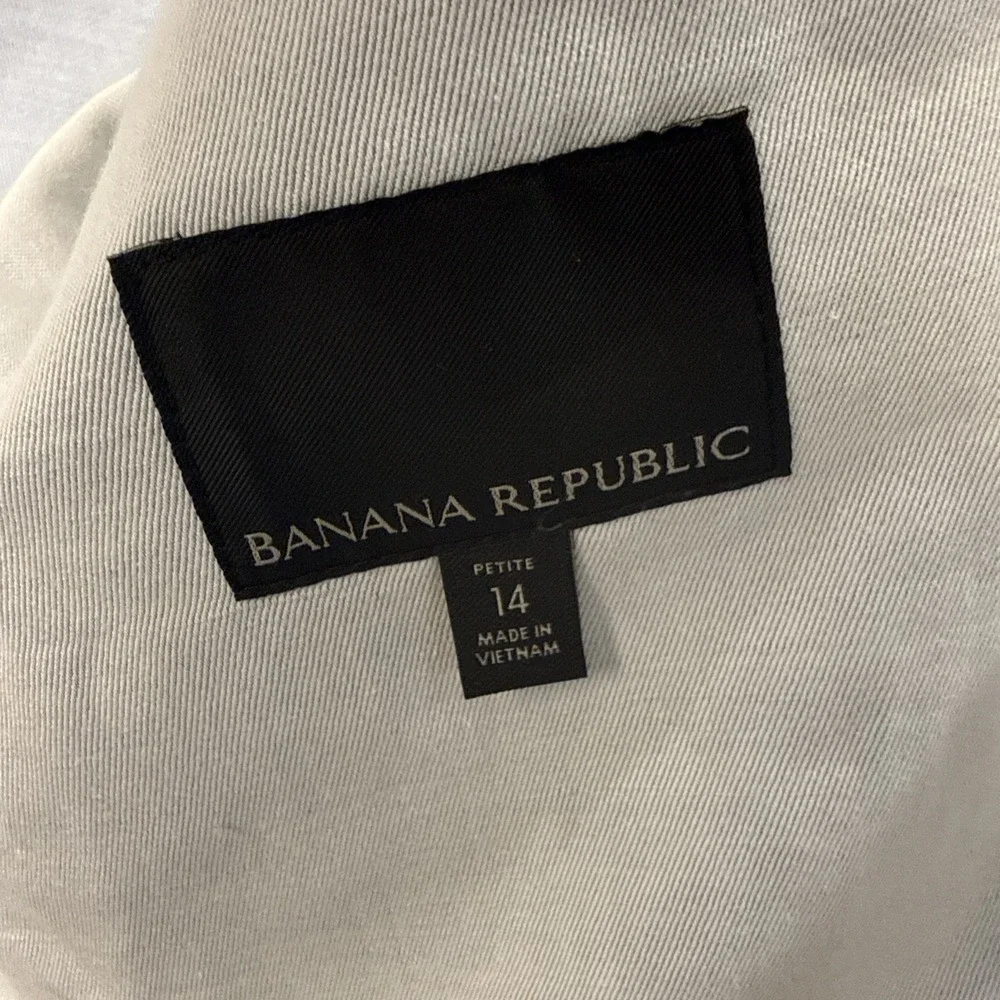 Banana Republic Classic Blazer Womens 14P Blue Chambray Single Button Petite